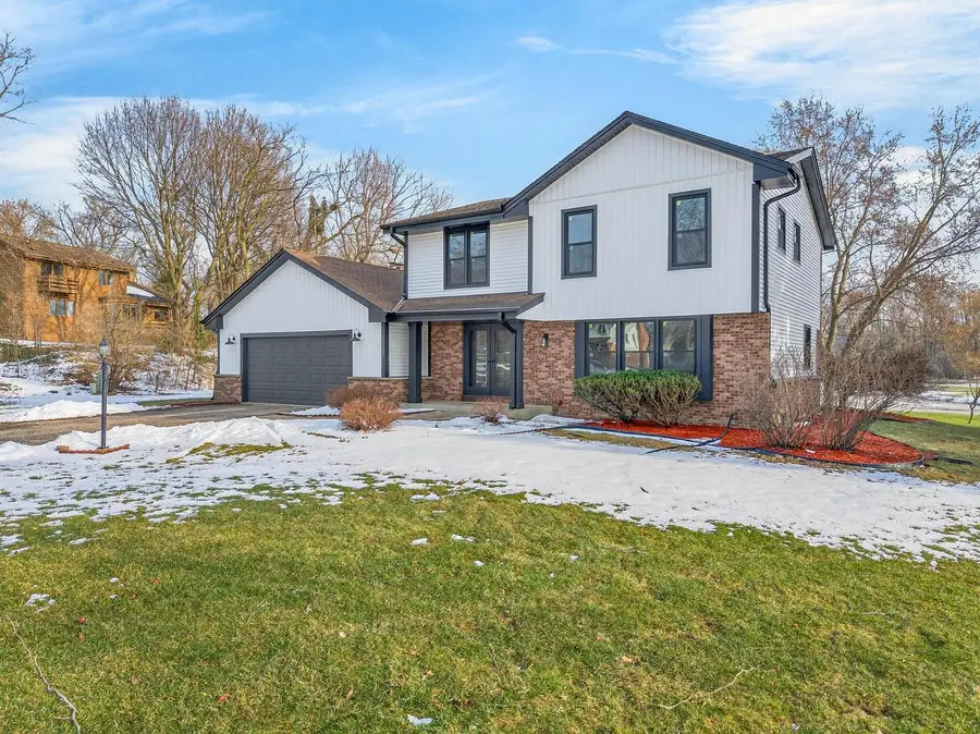 20335 Yorktown COURT, Brookfield, WI 53045 - #3