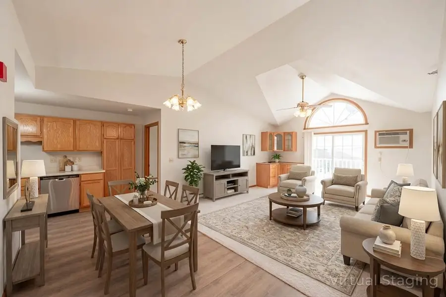 715 Canterberry COURT #312, West Bend, WI 53090 - #3