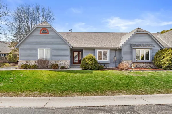 308 King William COURT S, Waukesha, WI 53186