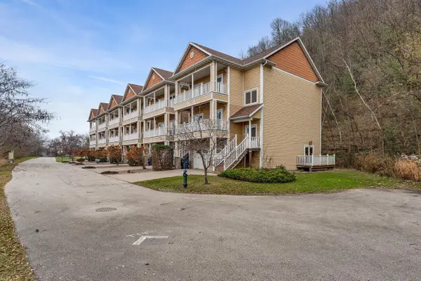 1308 Sunset COURT, La Crosse, WI 54601