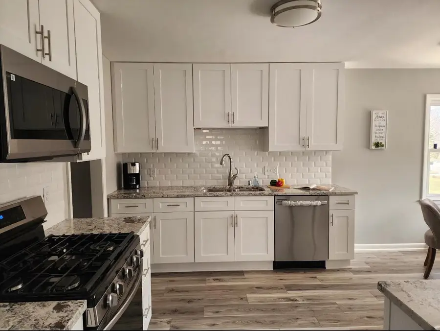 6258 W Tower AVENUE, Brown Deer, WI 53223 - #3