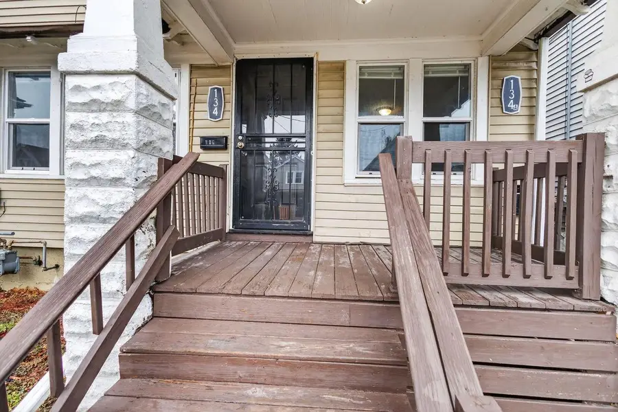 134 Concordia AVENUE, Milwaukee, WI 53212 - #3