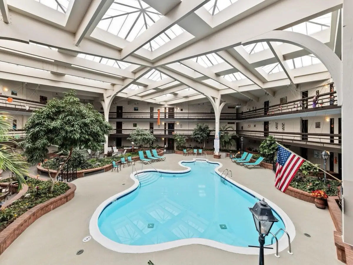 5200 S Tuckaway BOULEVARD S #111, Greenfield, WI 53221 - #1