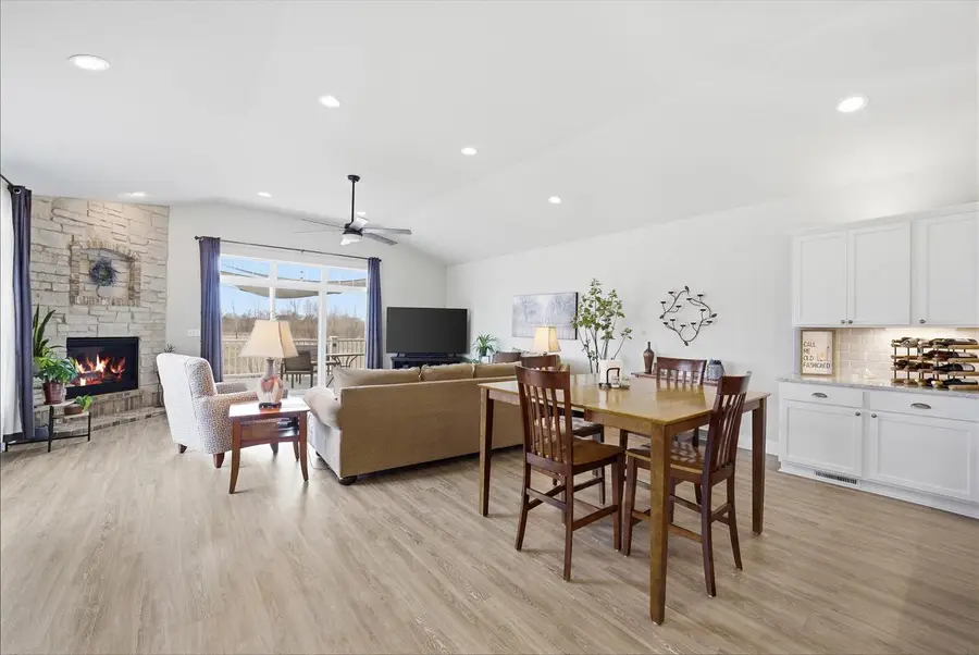 S70W15775 Sandalwood DRIVE, Muskego, WI 53150 - #3