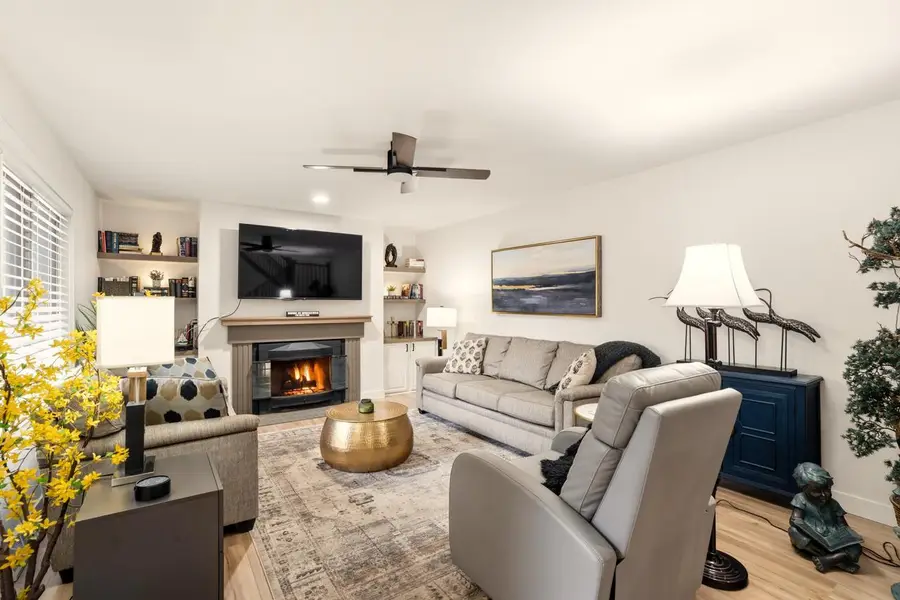 8179 S Forest Hills CIRCLE, Franklin, WI 53132 - #2