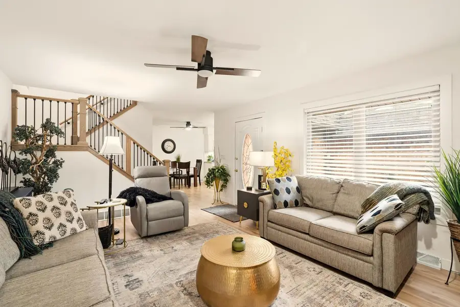 8179 S Forest Hills CIRCLE, Franklin, WI 53132 - #3