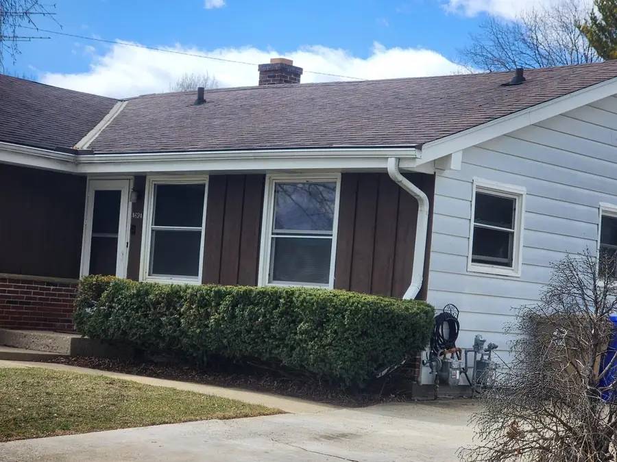 4624 Pershing BOULEVARD #4626, Kenosha, WI 53144 - #3