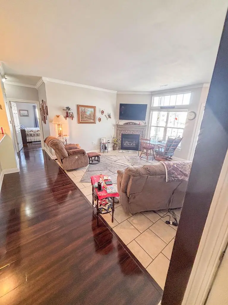 1056 Bedford COURT #102, Mount Pleasant, WI 53406 - #3