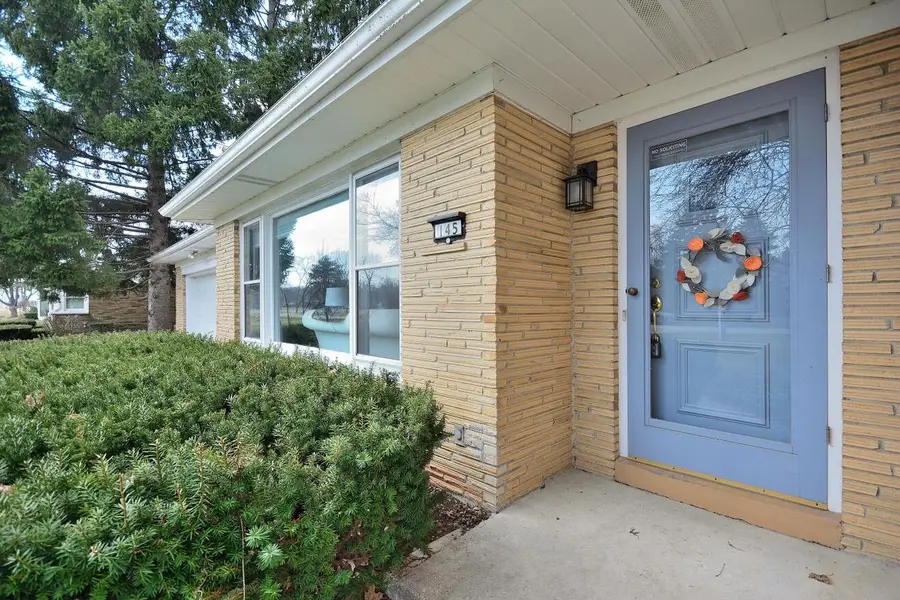 145 Lynnwood LANE, Brookfield, WI 53005 - #2