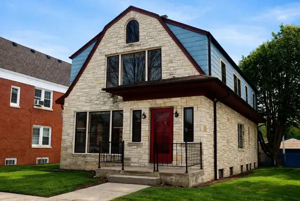 1213 E Kensington BOULEVARD #1215, Milwaukee, WI 53211