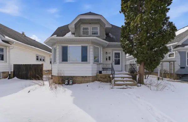 2217 S 67th PLACE #2219, West Allis, WI 53219