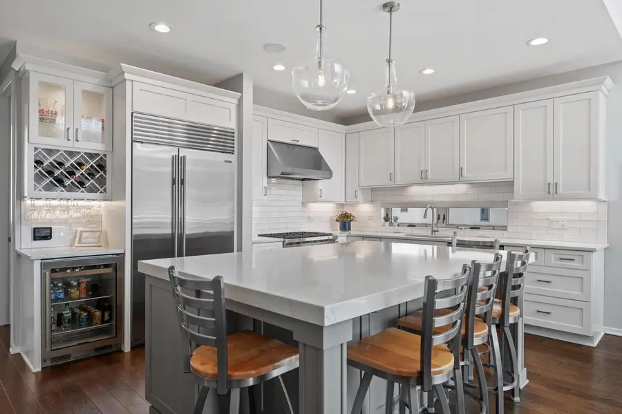 1975 N Riverwalk WAY #11, Milwaukee, WI 53212 - #3