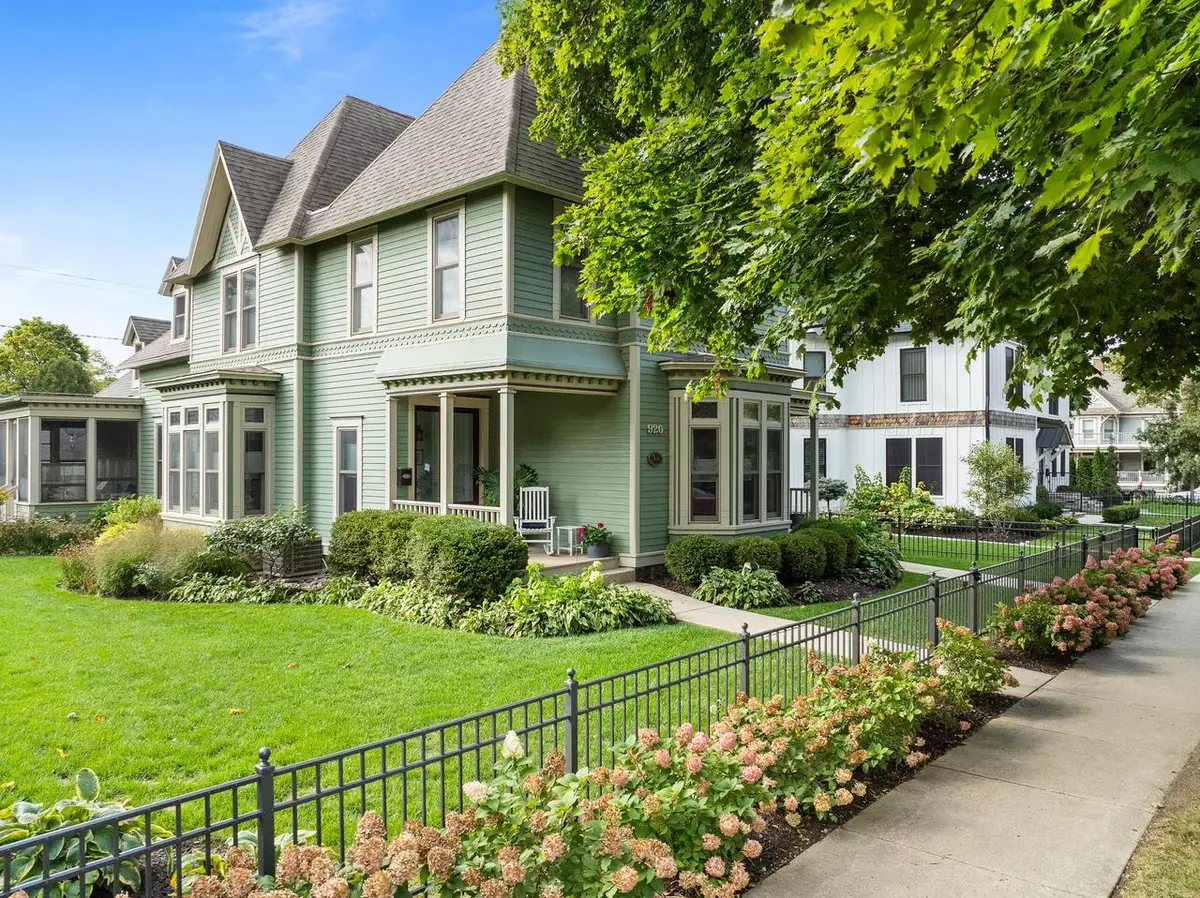 920 Geneva STREET, Lake Geneva, WI 53147 - #1
