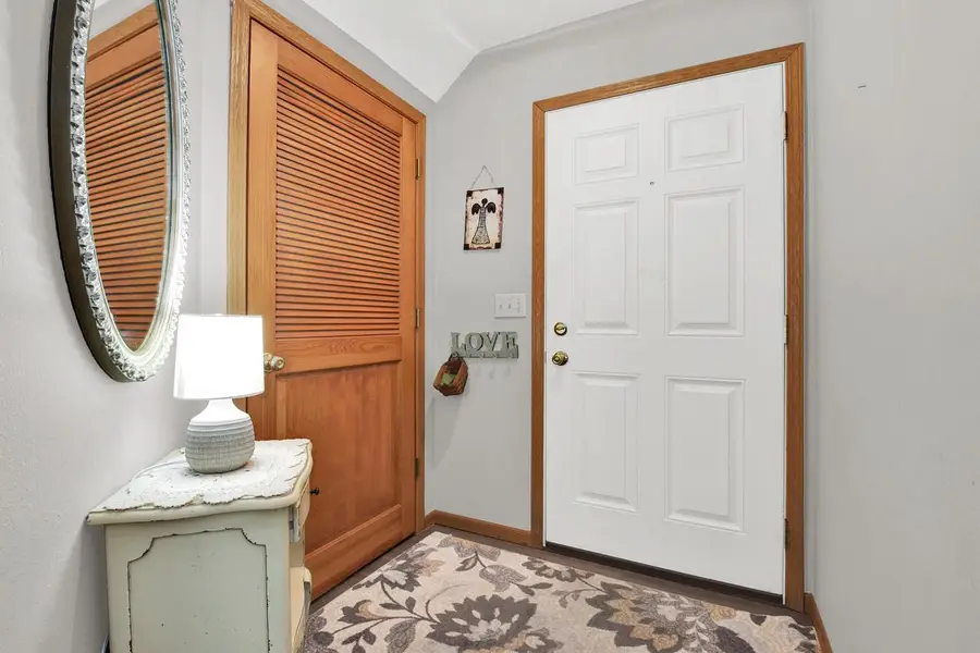 6940 S Rolling Meadows COURT, Oak Creek, WI 53154 - #3