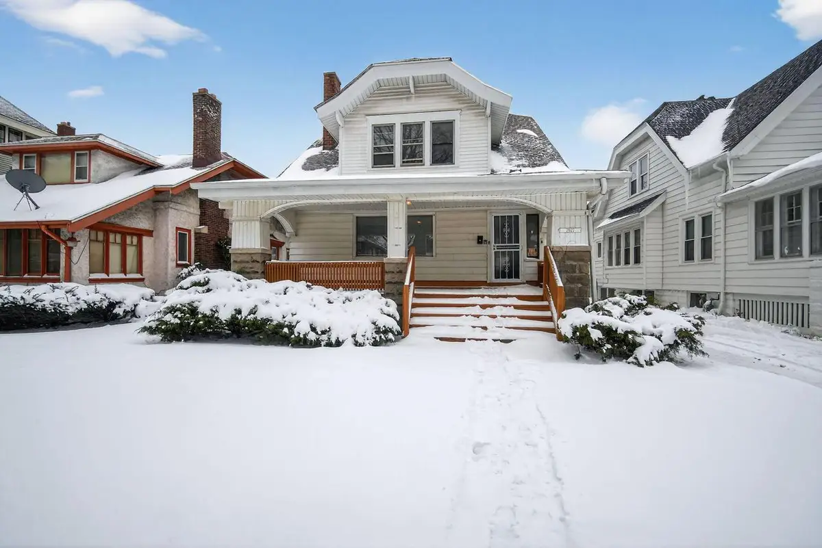 2927 N 40th STREET, Milwaukee, WI 53210 - #1