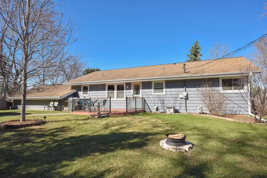 3551 S Woodland COURT, New Berlin, WI 53146 - #2