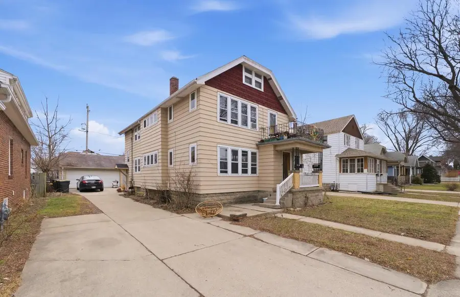 2225 S 82nd STREET, West Allis, WI 53219 - #2