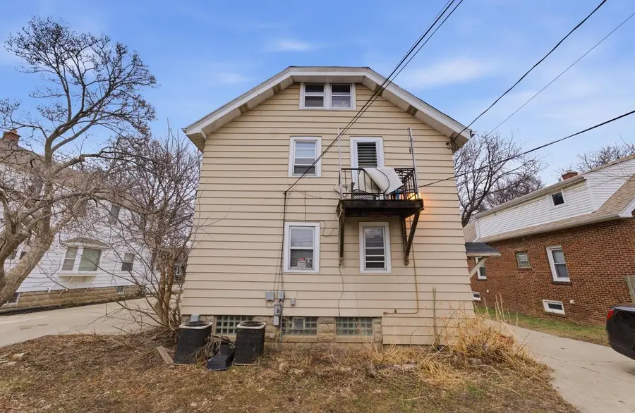 2225 S 82nd STREET, West Allis, WI 53219 - #3