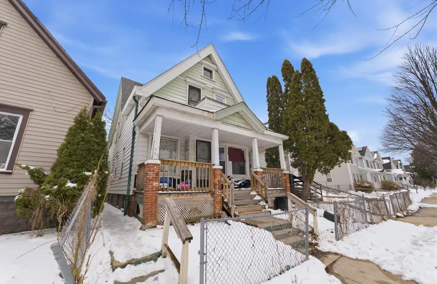 2813 N 21st STREET, Milwaukee, WI 53206 - #2