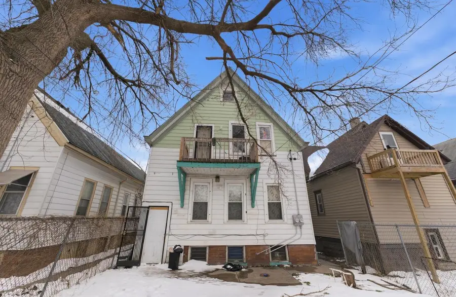 2813 N 21st STREET, Milwaukee, WI 53206 - #3