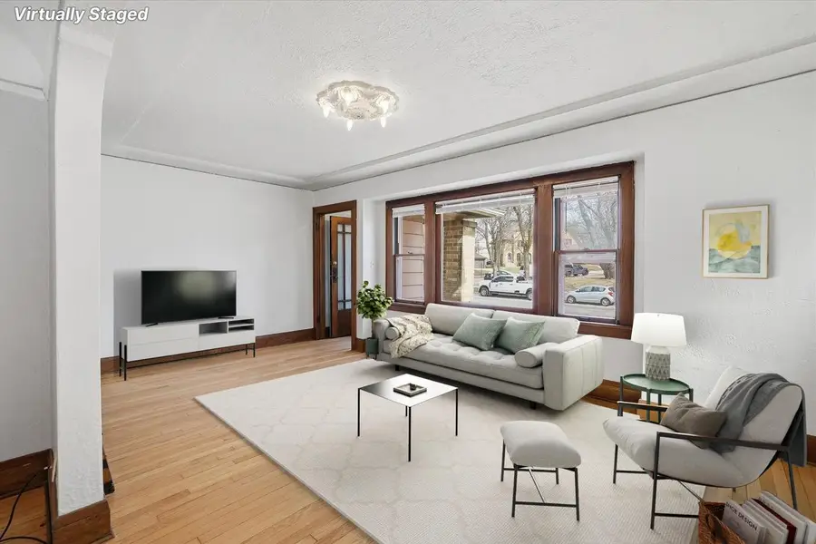 3619 N Morris BOULEVARD #3621, Shorewood, WI 53211 - #3