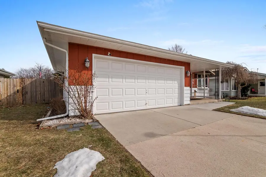 1736 Knoll Crest DRIVE, Sheboygan, WI 53081 - #2