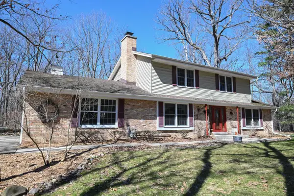 W331S4025 Connemara DRIVE, Dousman, WI 53118