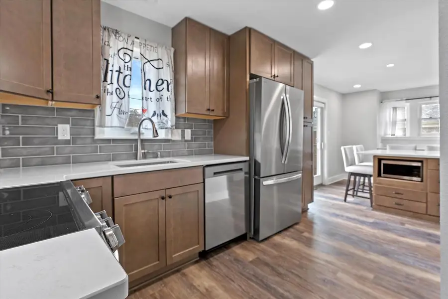 1201 15th AVENUE, South Milwaukee, WI 53172 - #2