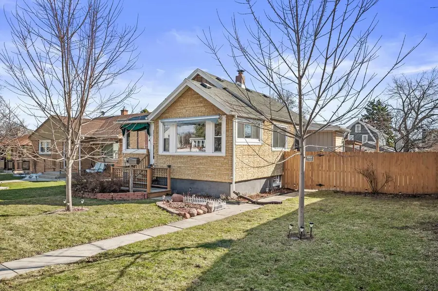 3528 S 33rd STREET, Greenfield, WI 53221 - #2