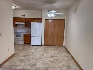 4754 W Maple Leaf CIRCLE, Greenfield, WI 53220 - #3