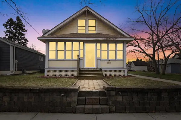 1013 Pearl STREET, Waukesha, WI 53186