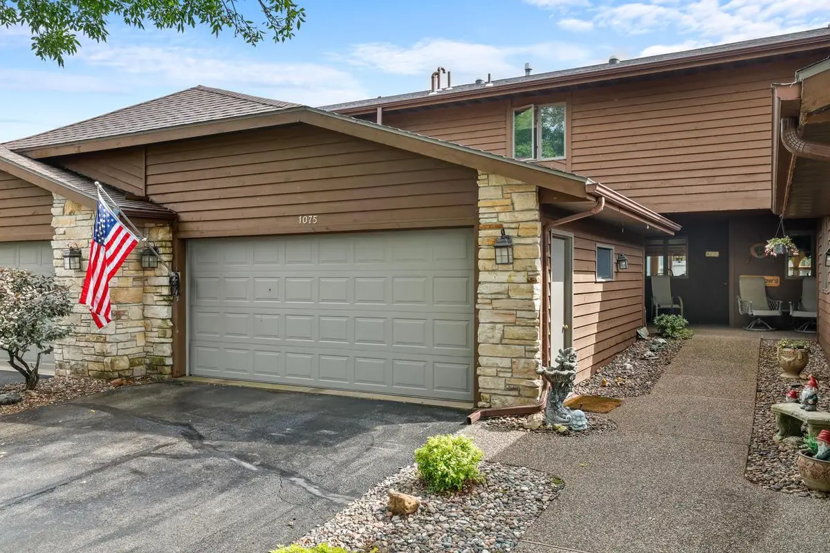 1075 Lauderdale N, Onalaska, WI 54650 - #1