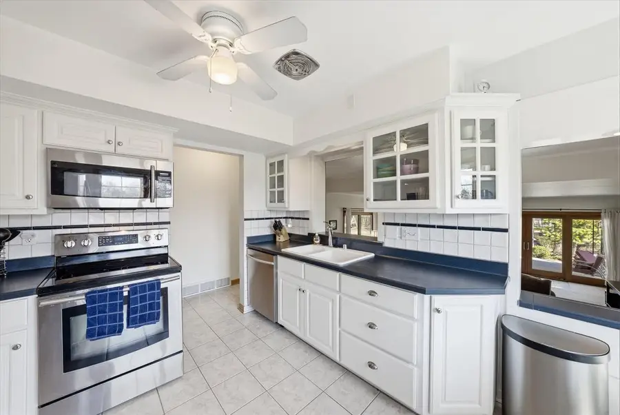 2340 Alta Louise PARKWAY, Brookfield, WI 53045 - #3