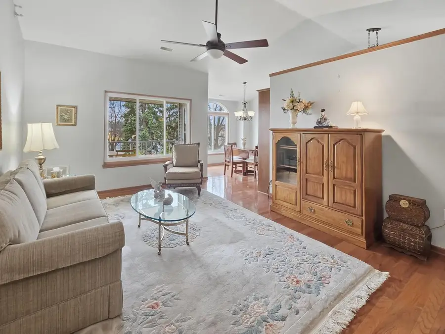 18125 W Wisconsin AVENUE #203, Brookfield, WI 53045 - #3