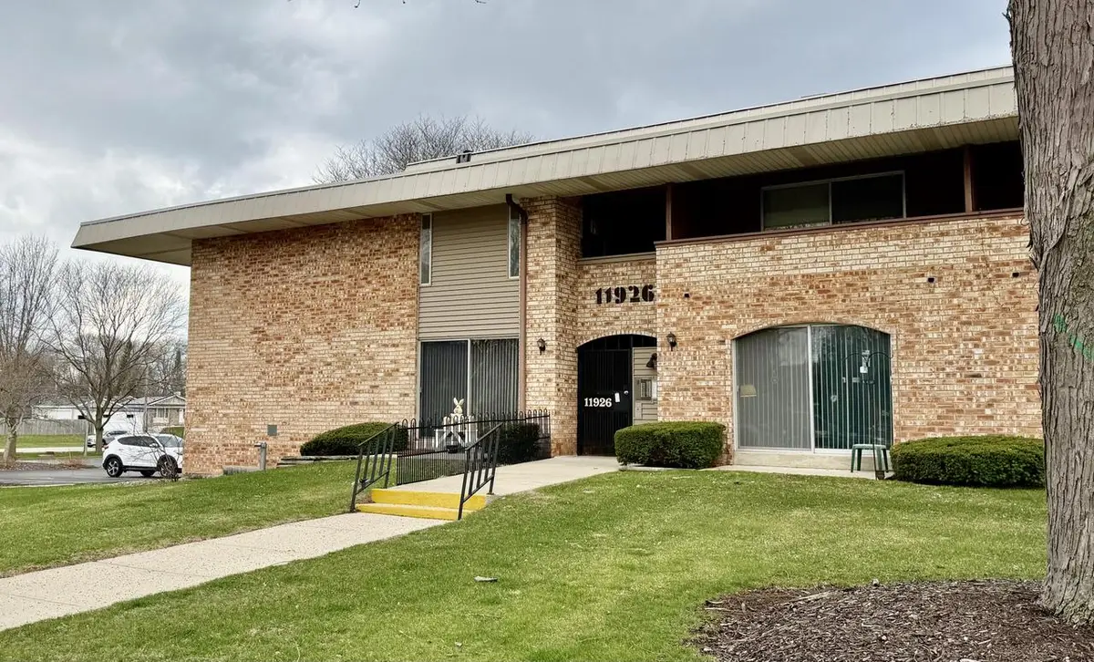 11926 W Mill ROAD #4, Milwaukee, WI 53225 - #1