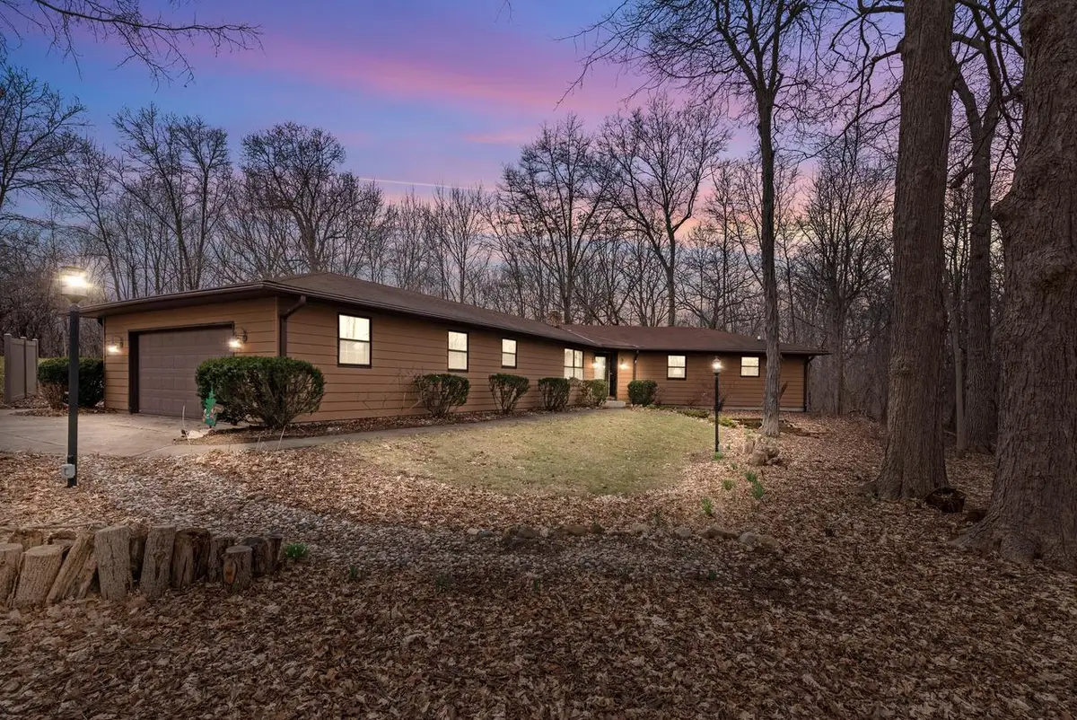 W275S4411 Green Country ROAD, Waukesha, WI 53189 - #1