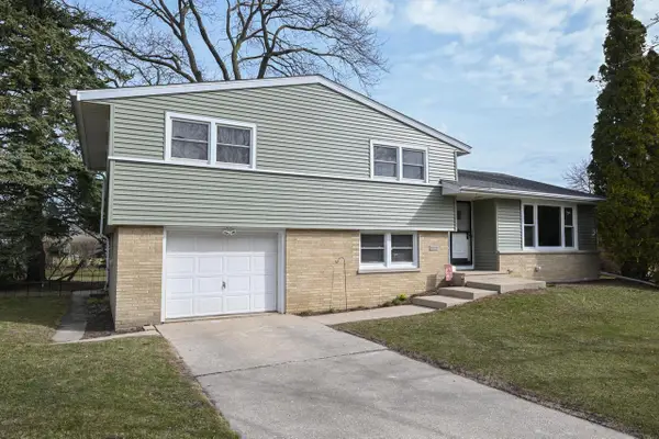 1110 Harmony DRIVE, Racine, WI 53402
