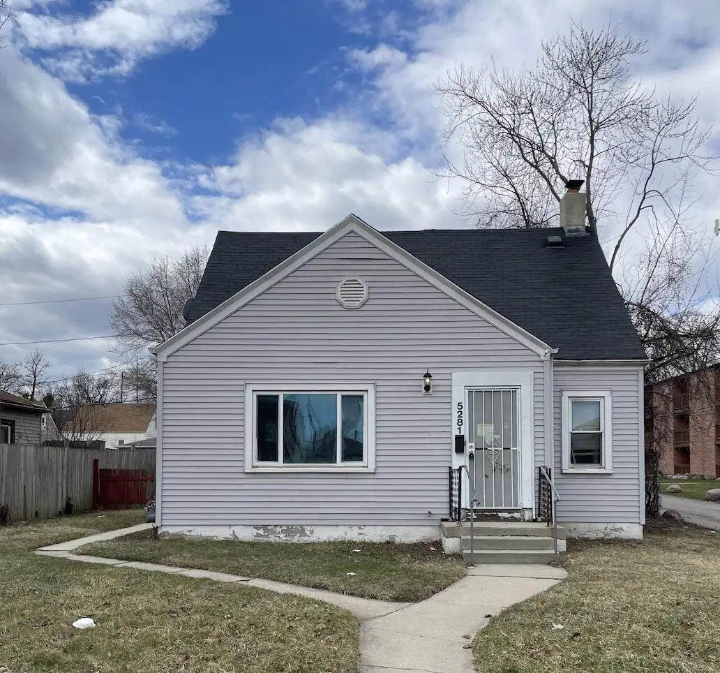 5281 N Teutonia AVENUE, Milwaukee, WI 53209 - #1