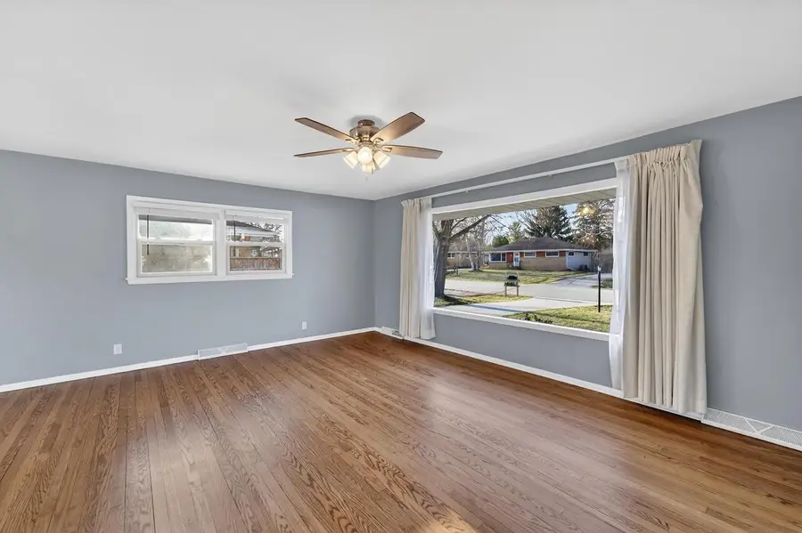 4604 W Dunwood ROAD, Brown Deer, WI 53223 - #2