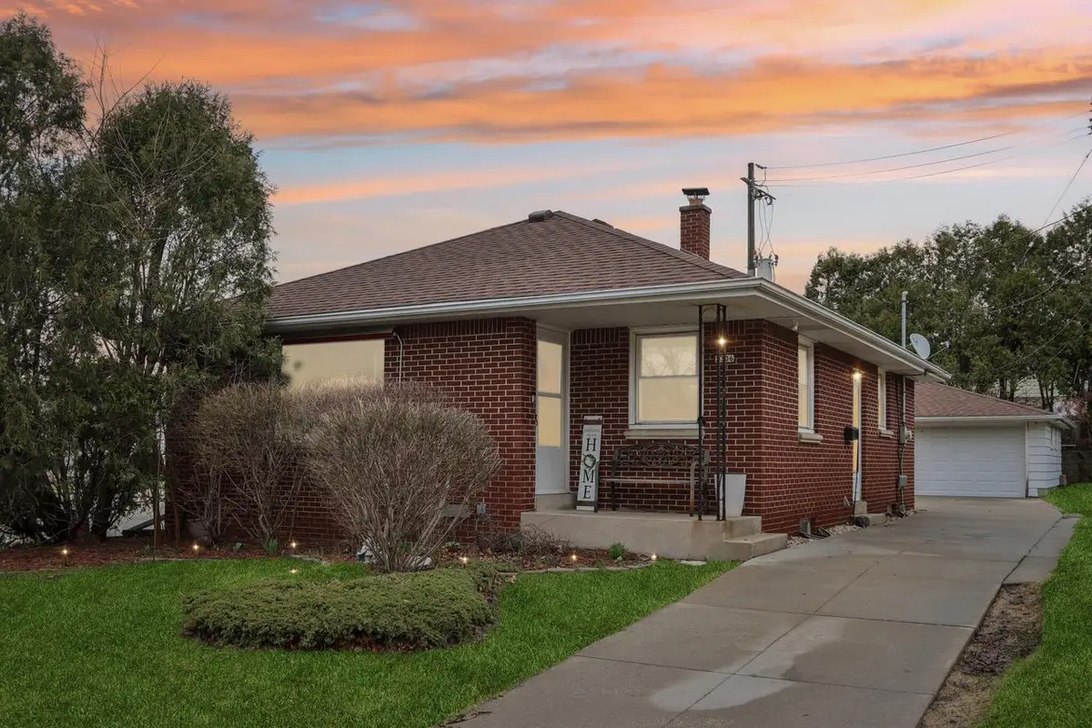 2306 S 85th STREET, West Allis, WI 53227 - #1