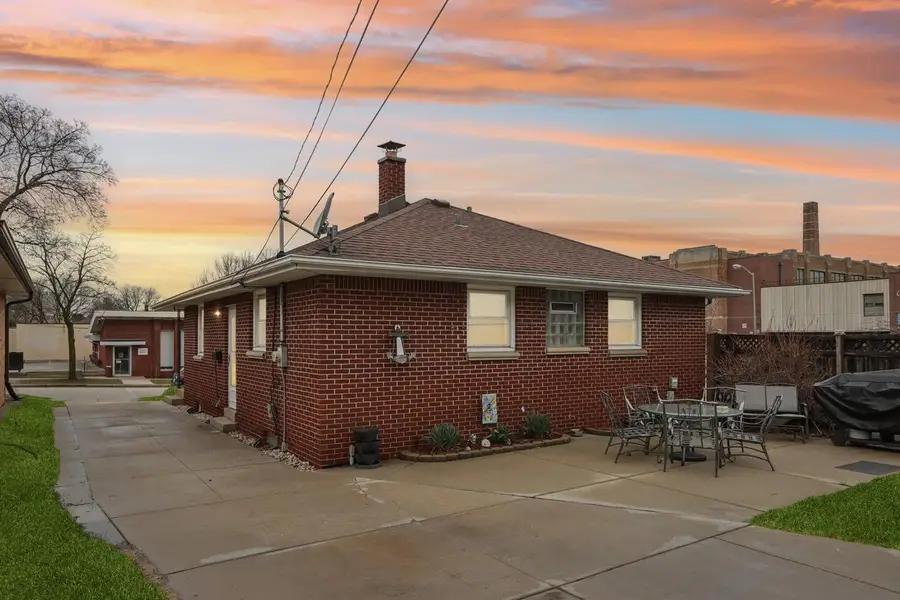 2306 S 85th STREET, West Allis, WI 53227 - #2