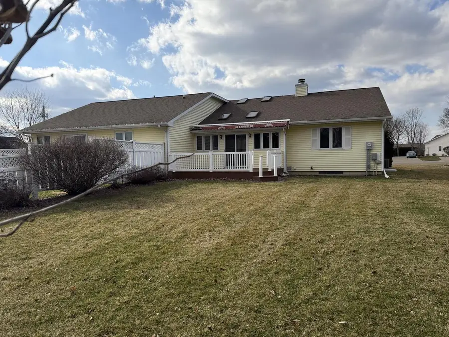 3304 Solaris LANE, La Crosse, WI 54601 - #3