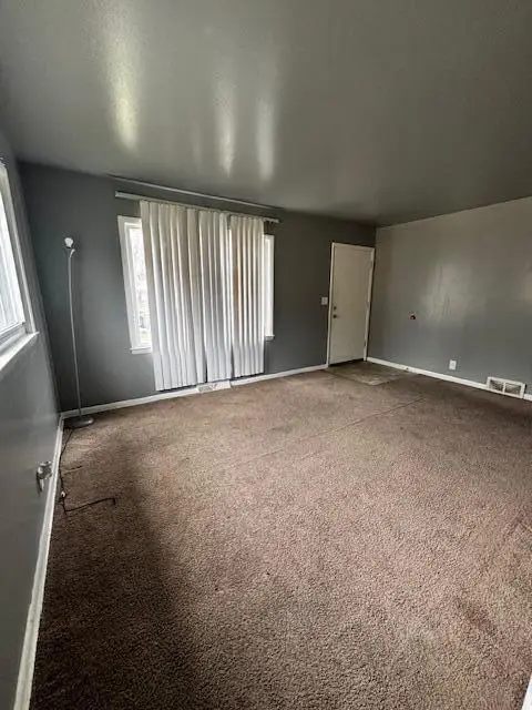 8243 W Grantosa DRIVE, Milwaukee, WI 53218 - #3