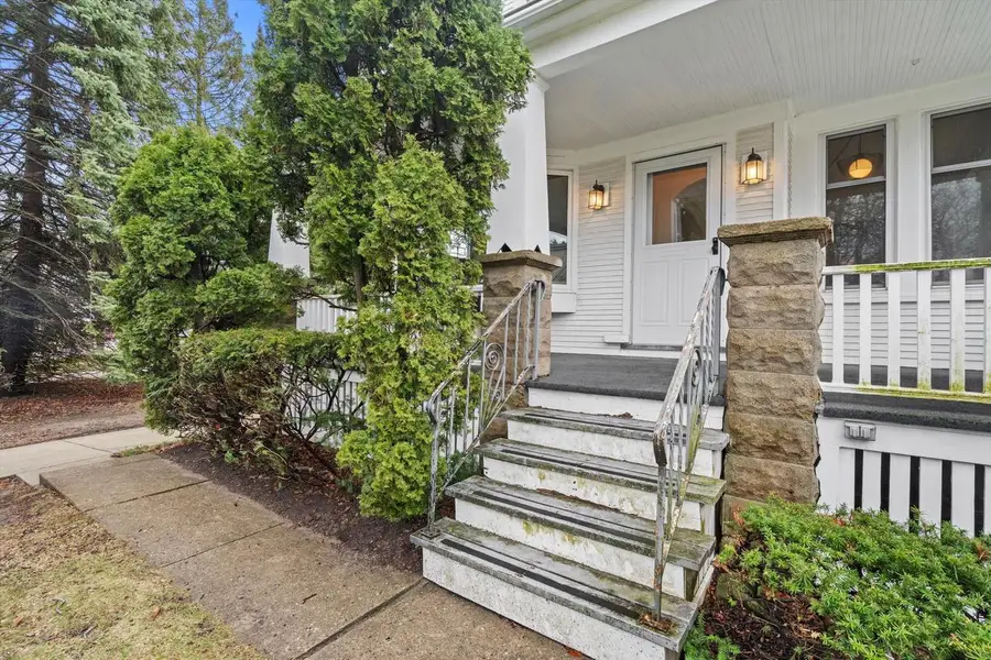 4109 S Whitnall AVENUE, Milwaukee, WI 53207 - #2