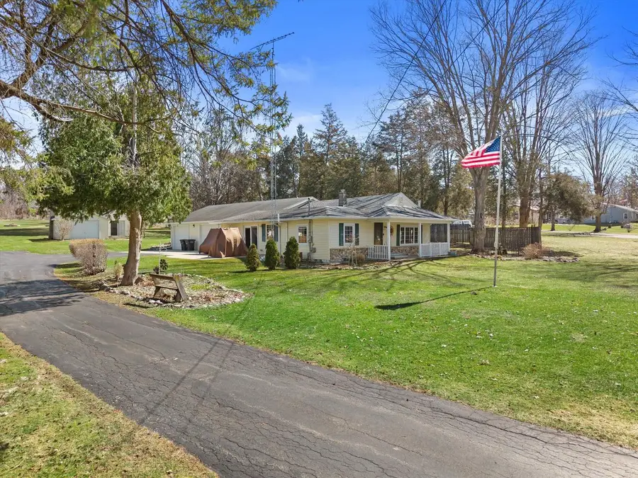 N9056 E Miramar DRIVE, East Troy, WI 53120 - #2