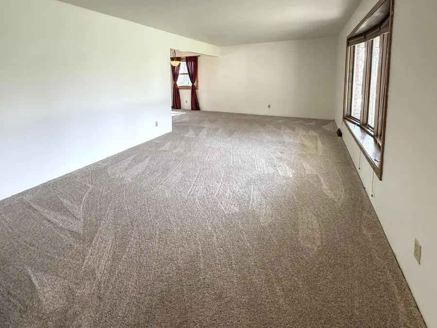 W153N11514 Potomac CIRCLE, Germantown, WI 53022 - #3