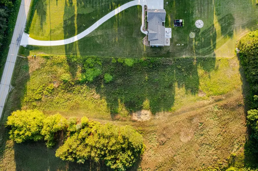 1980 PARADISE DRIVE, West Bend, WI 53095 - #2