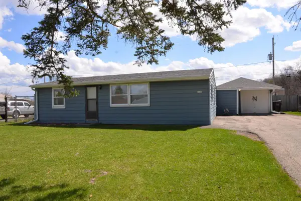 9305 Caddy LANE, Caledonia, WI 53108