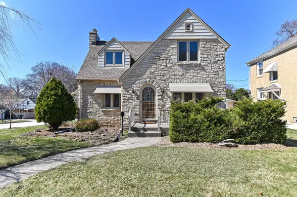 2505 82nd STREET, Wauwatosa, WI 53213