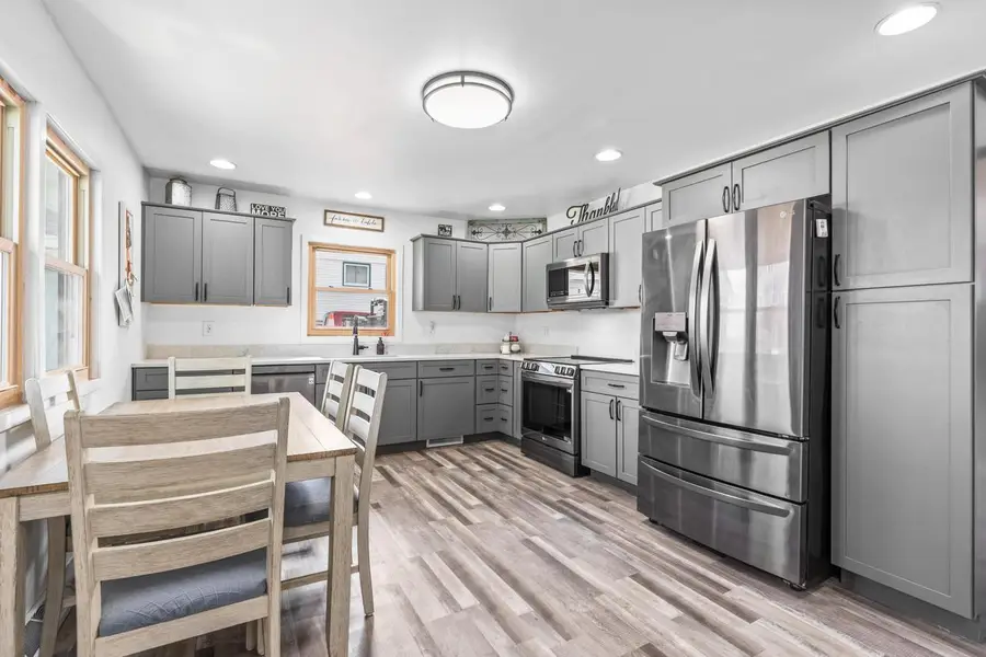 128 Roosevelt STREET, Valders, WI 54245 - #3